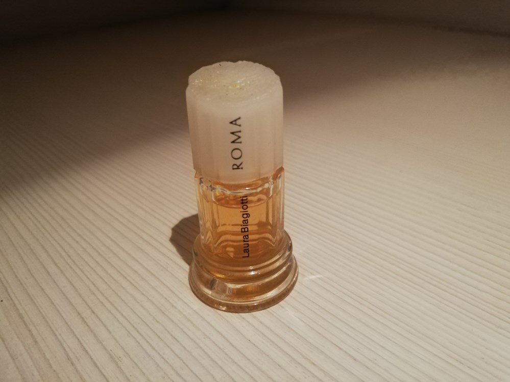 BIAGIOTTI LAURA ROMA parfums beaute miniatures biagiotti laura roma