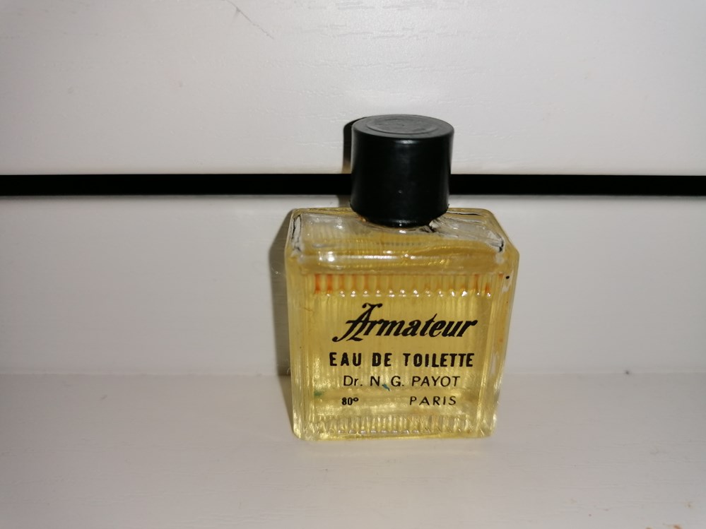 parfums beaute miniatures payot armateur