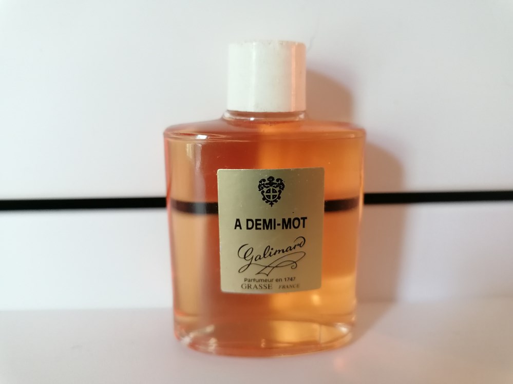 GALIMARD A DEMI MOT parfums beaute miniatures galimard a demi mot