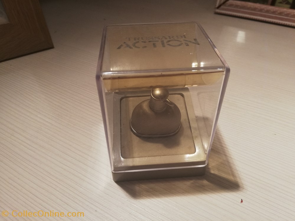TRUSSARDI ACTION parfums beaute miniatures trussardi action