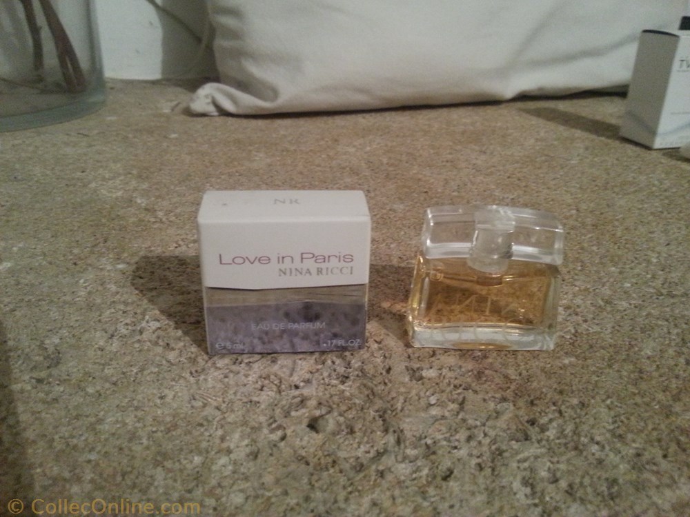 RICCI NINA LOVE IN PARIS parfums beaute miniatures ricci nina love in paris