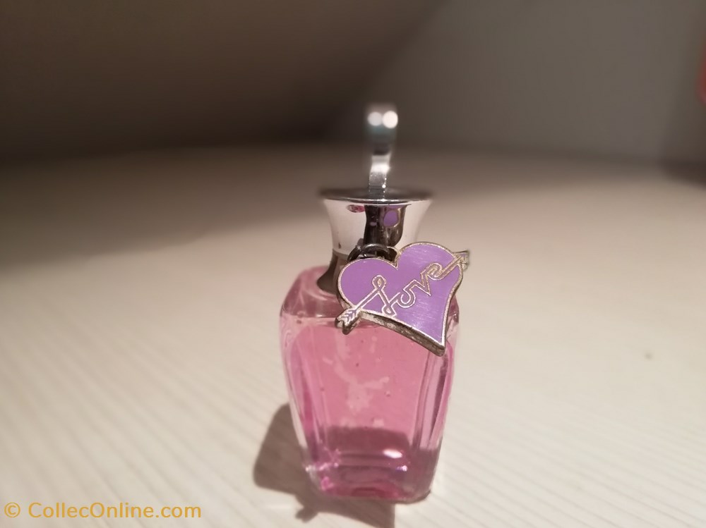 CACHAREL PROMESSE parfums beaute miniatures cacharel promesse