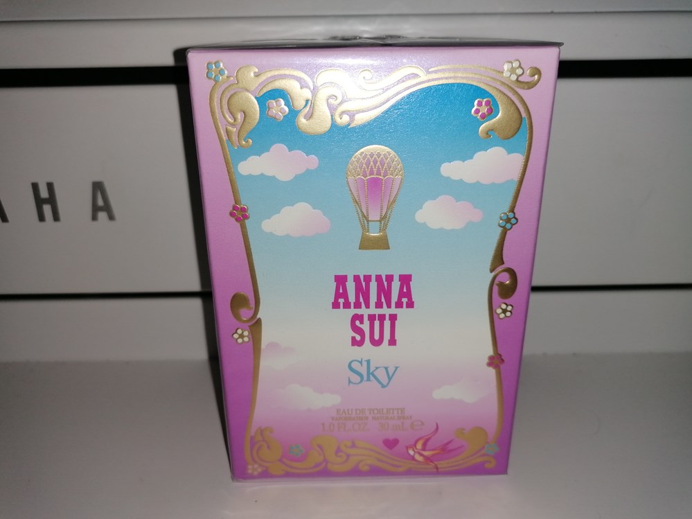 SUI ANNA SKY parfums beaute geants sui anna sky
