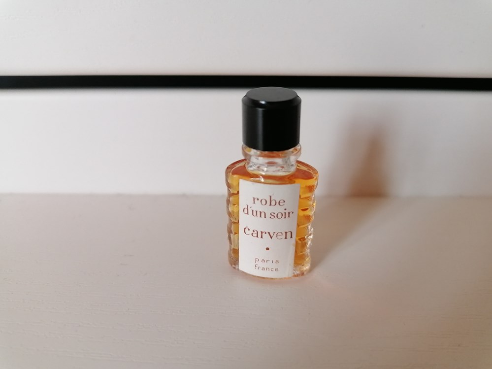 CARVEN ROBE D'UN SOIR parfums beaute miniatures carven robe un soir