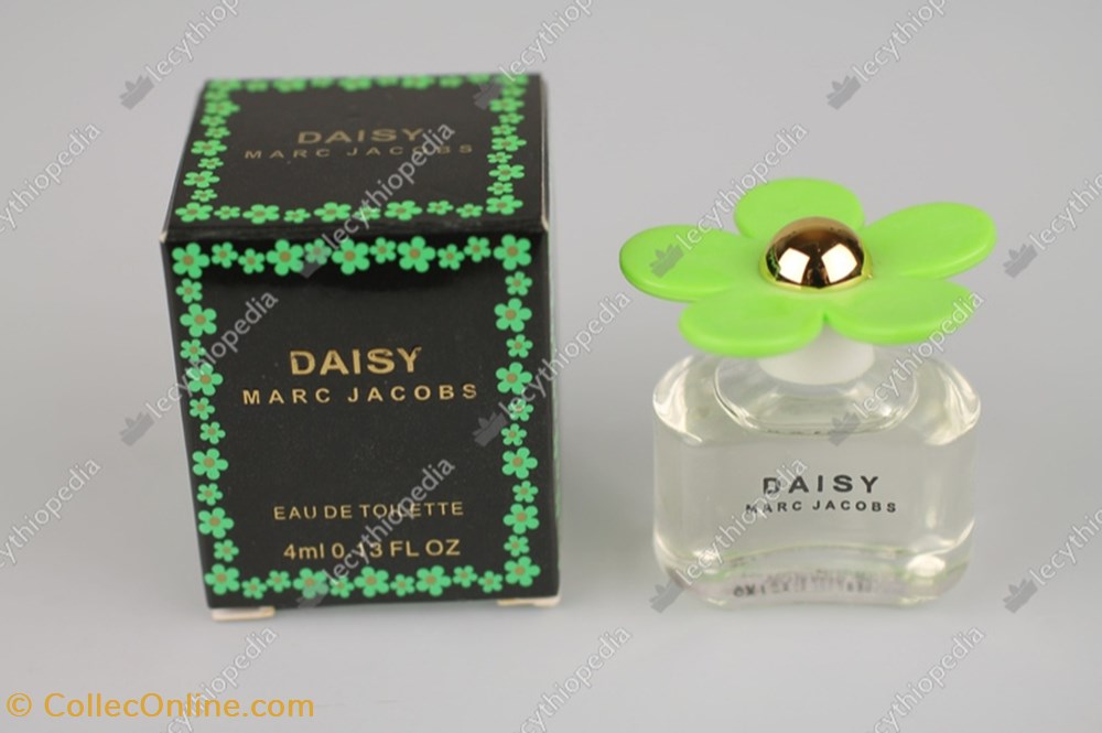 JACOBS MARC DAISY parfums beaute miniatures jacobs marc daisy