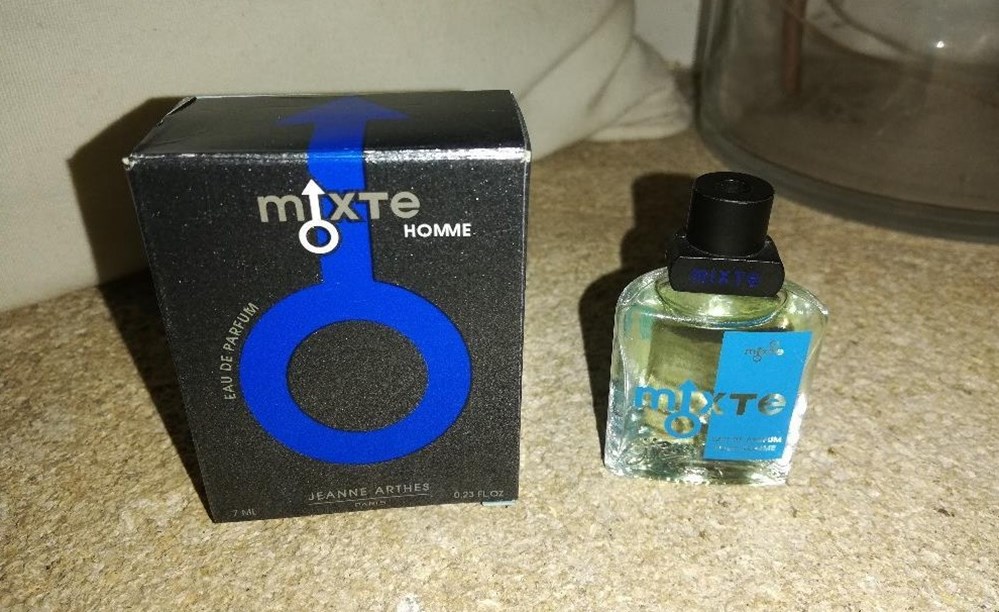 ARTHES JEANNE MIXTE HOMME parfums beaute miniatures arthes jeanne mixte homme