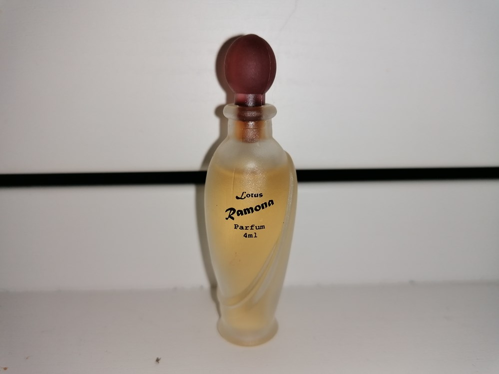 LOTUS RAMONA VIOLET parfums beaute miniatures lotus ramona violet