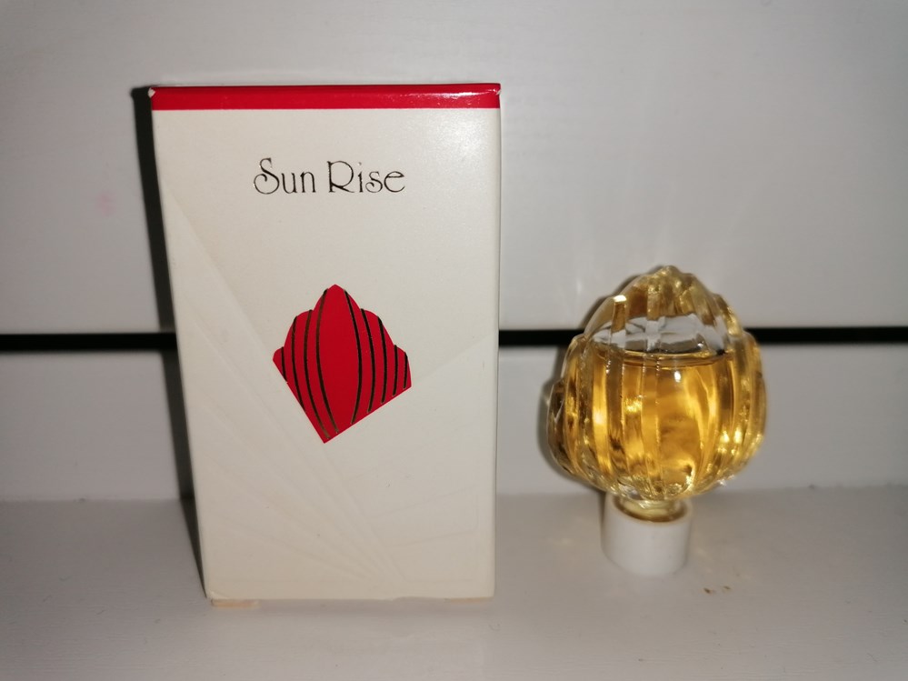 parfums beaute miniatures monde chantal du sun rise