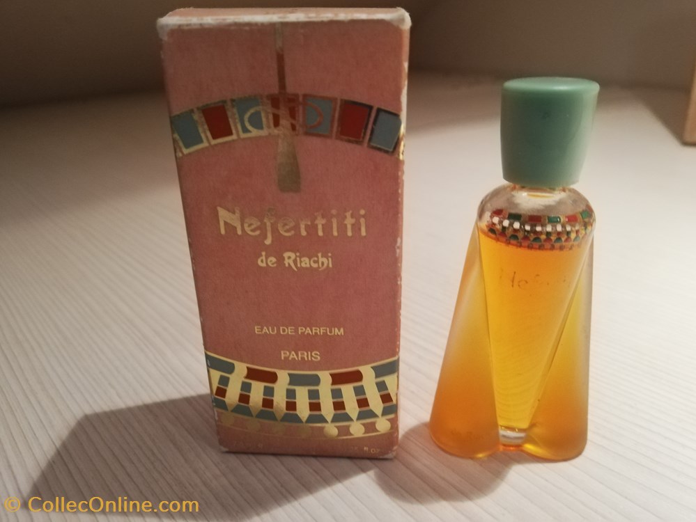 parfums beaute miniatures riachi nefertiti