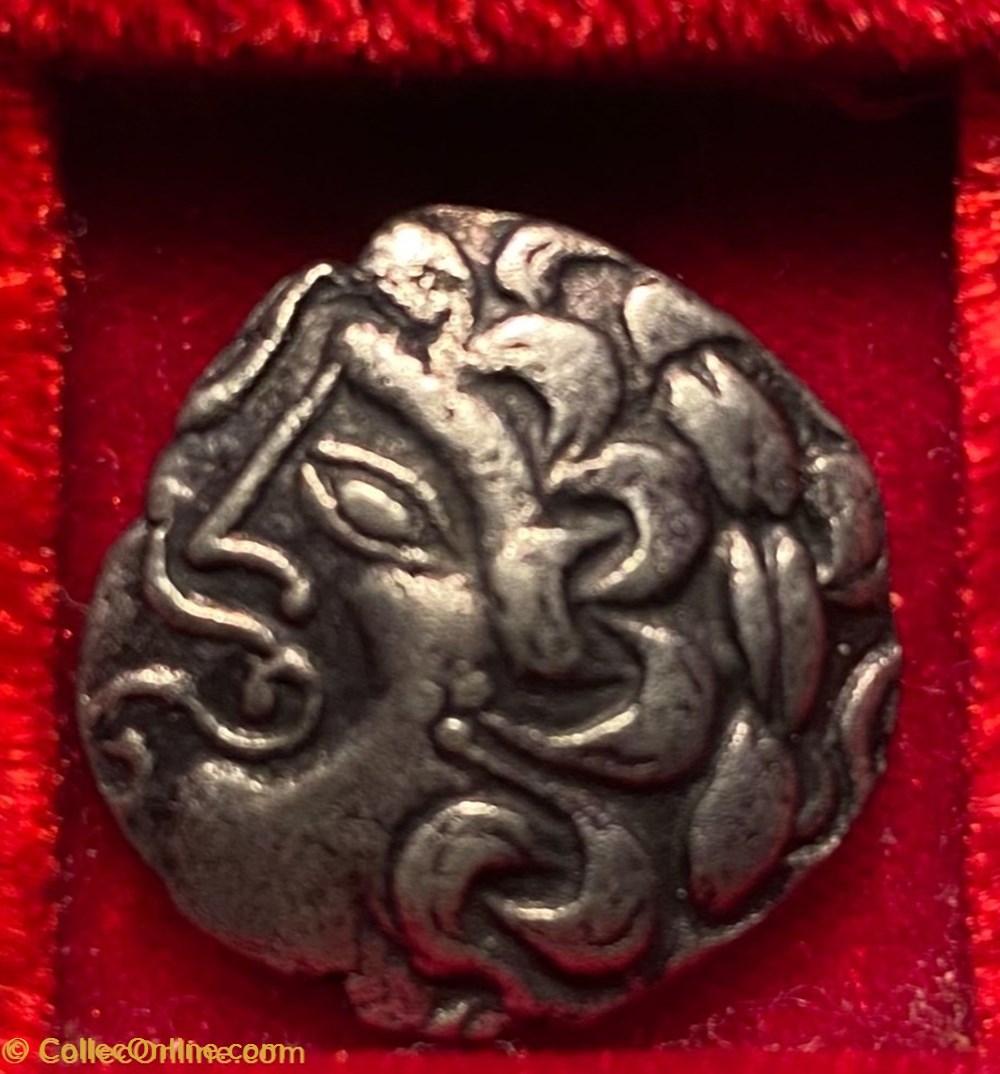 Statère Aulerques Diablintes - Type à la bouche en volute, tête à gauche monnaies antiques celtes statere aulerques diablintes type a la bouche en volute tete a gauche