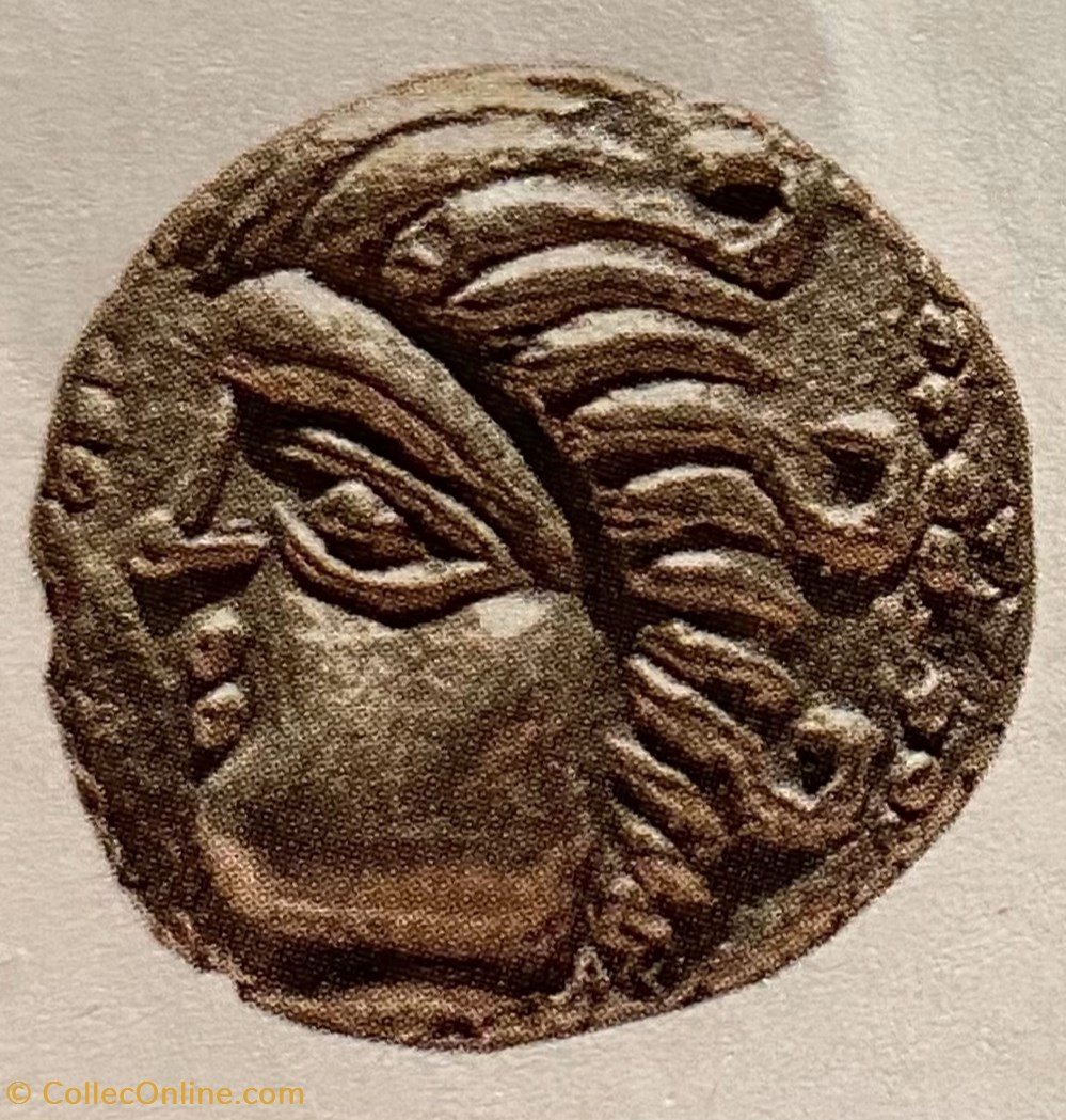 monnaies antiques av jc ap celtes quart de statere aurifere au triskele a l etoile et a la lyre