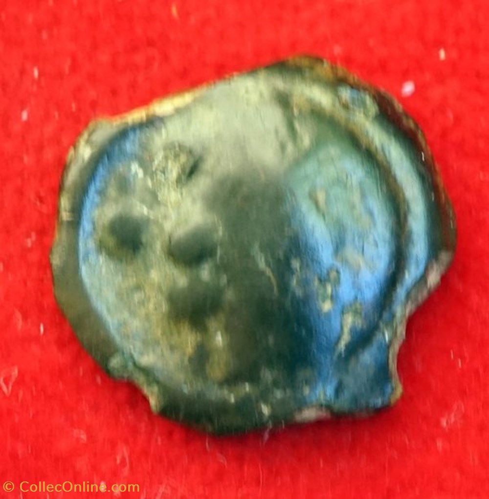 sanglier enseigne avers monnaies antiques celtes sanglier enseigne avers
