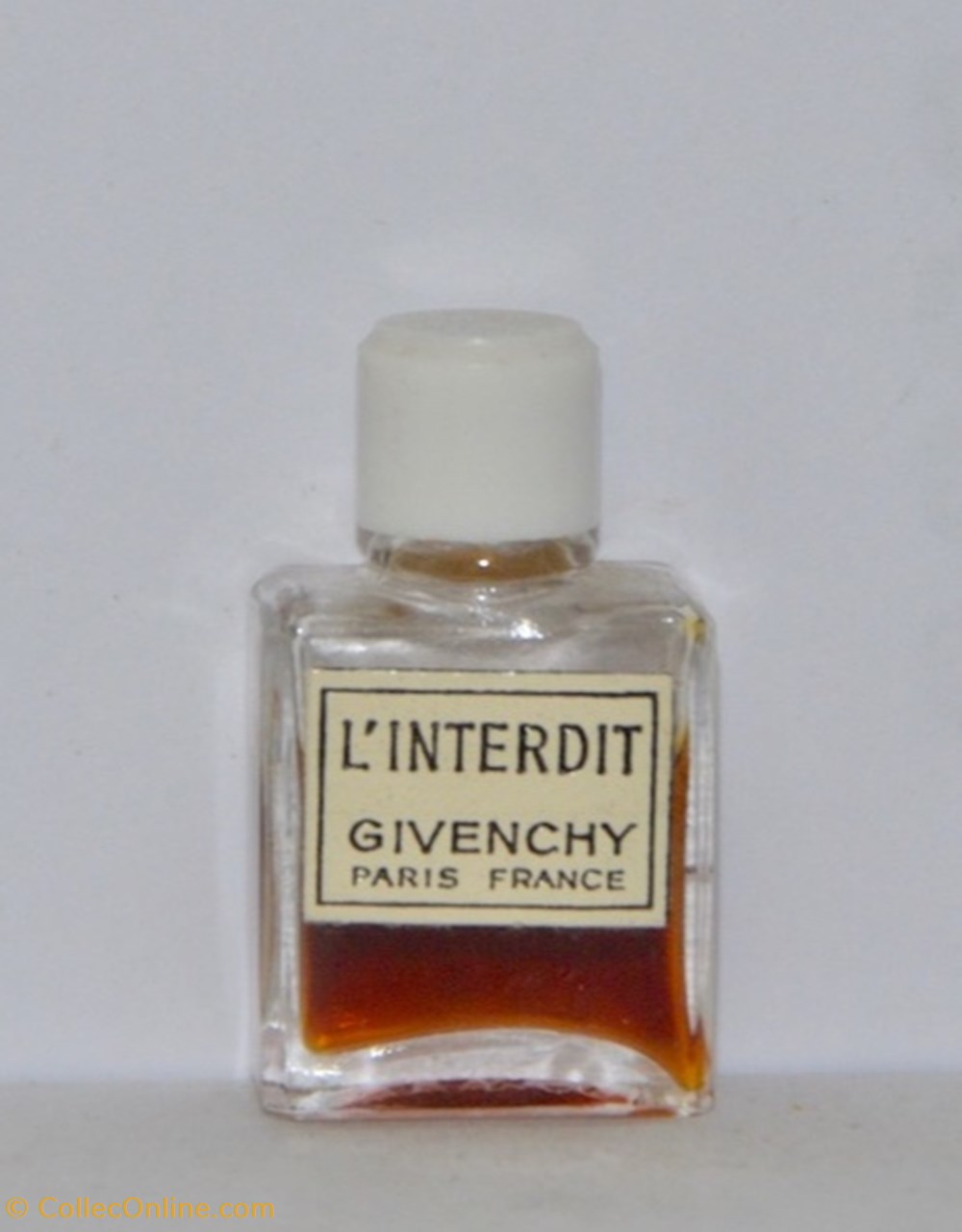 parfums beaute miniatures givenchy interdit