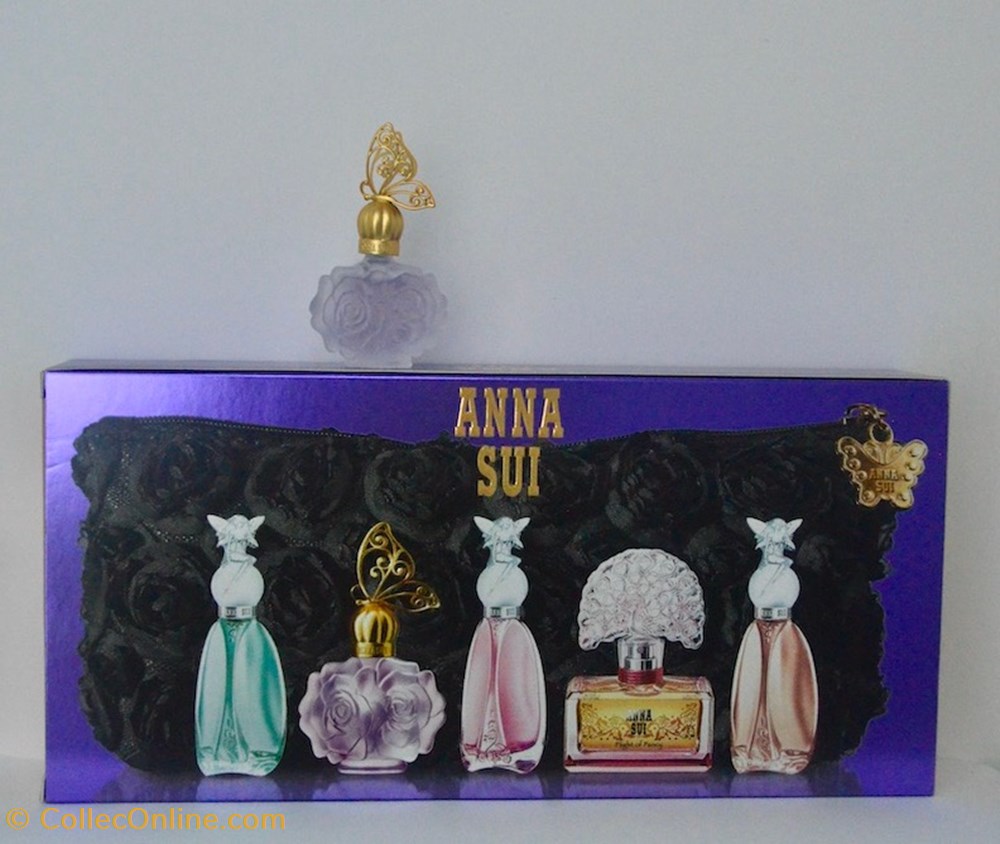 SUI Anna - Coffret miniatures Collection - La Vie de Bohême parfums beaute sui anna coffret miniatures collection la vie de boheme
