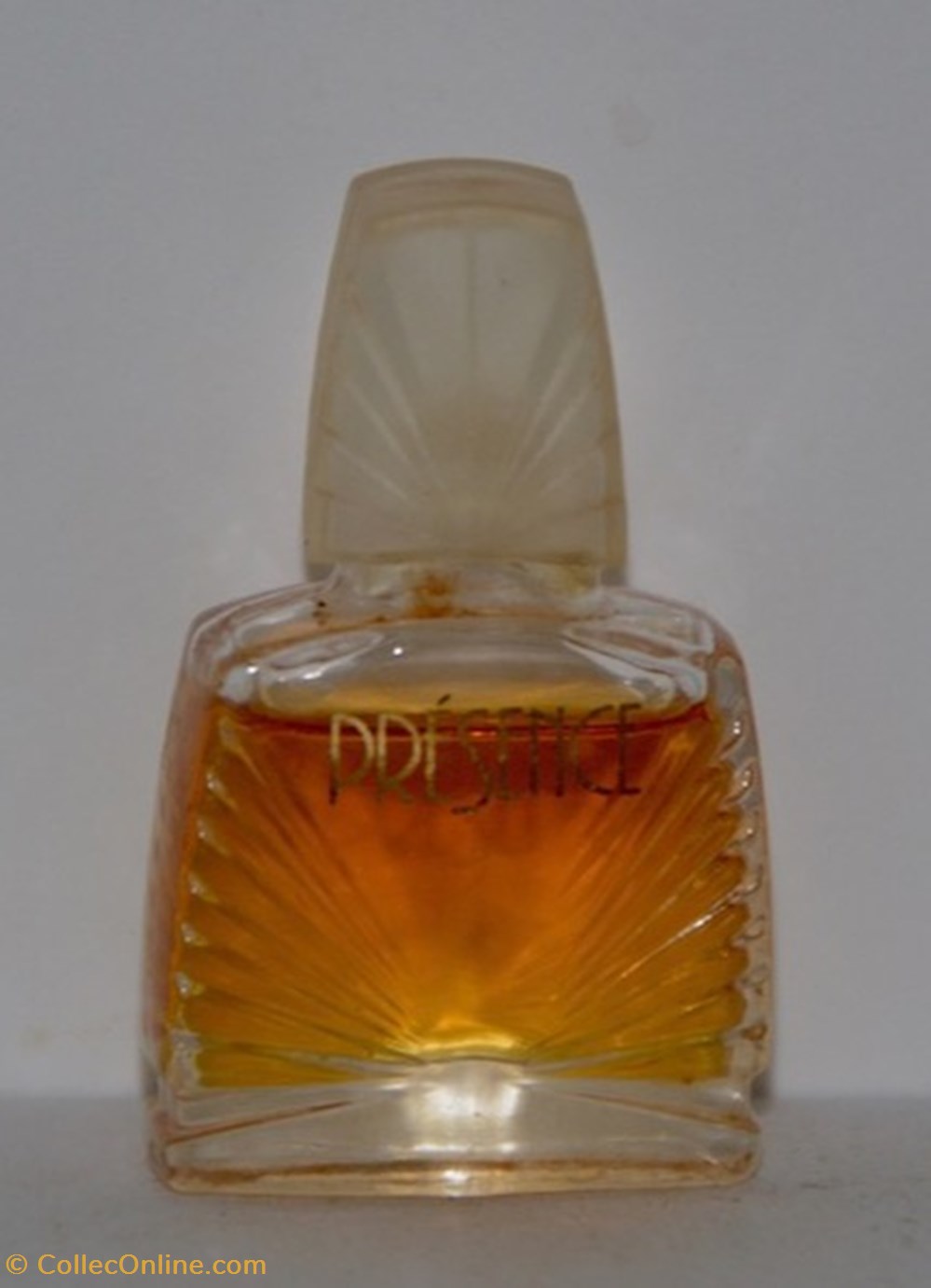 parfums beaute miniatures parquet presence
