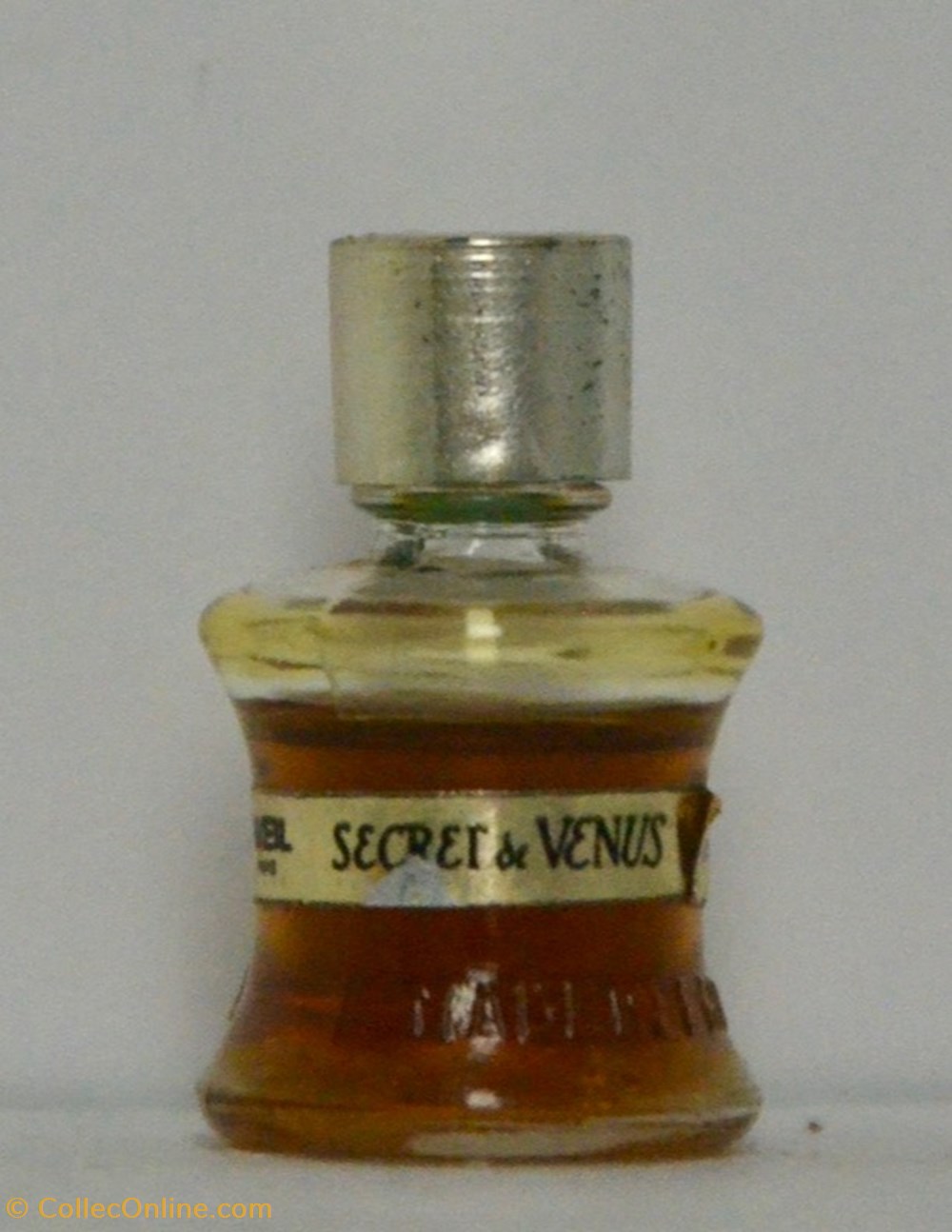 WEIL Jacques & Alfred - Weil de Weil - Secret de Vénus parfums beaute miniatures weil jacques alfred weil de weil secret de venus