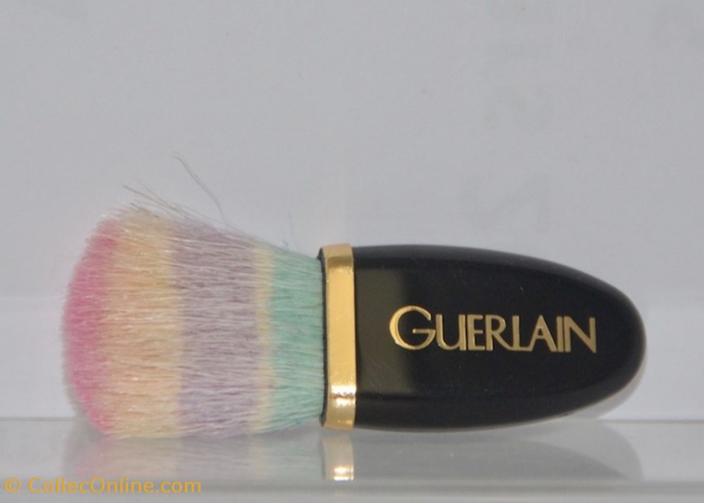 GUERLAIN - Météorites pinceau parfums beaute autres guerlain meteorites pinceau