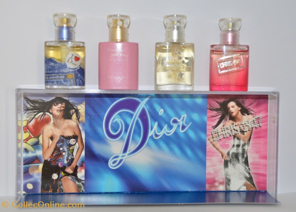 DIOR Christian - Coffret In Love with Dior - I love Dior parfums beaute miniatures dior christian coffret in love with dior i love dior