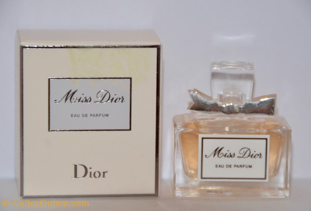 DIOR Christian - Miss Dior parfums beaute miniatures dior christian miss dior