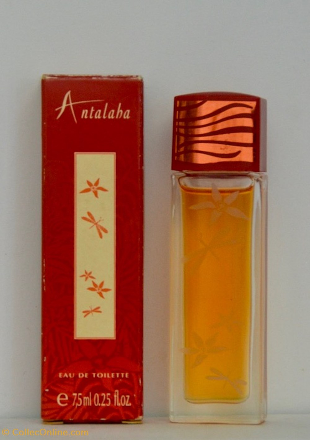 LE MONDE EN PARFUM - VITTORI Isabel - Antalaha parfums beaute miniatures le monde en parfum vittori isabel antalaha