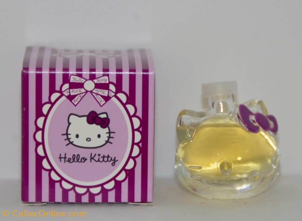 SANRIO - Hello Kitty - Coffret Sweet Collection - Yum My Violet parfums beaute miniatures sanrio hello kitty coffret sweet collection yum my violet