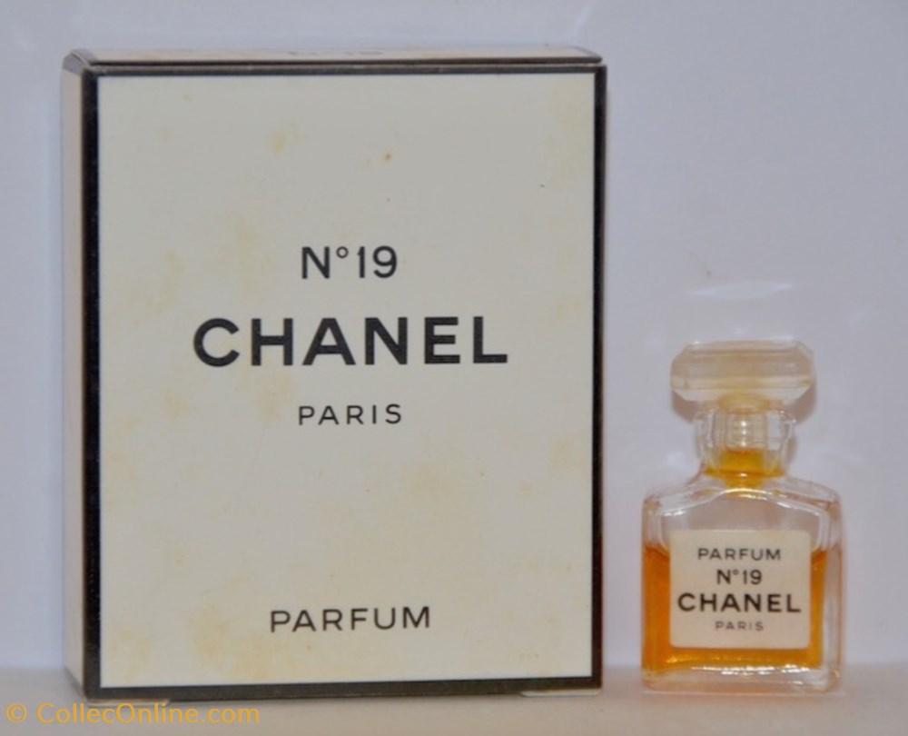 CHANEL Gabrielle - N° 19 parfums beaute miniatures chanel gabrielle n 19