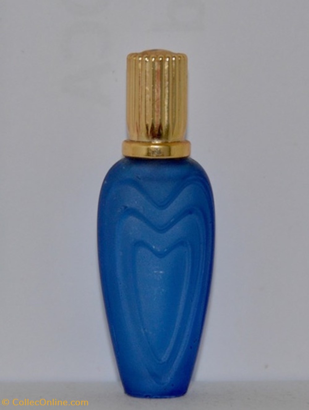 LEY Margaretha - ESCADA - Coffret Anniversaire - 1997 Que Viva Escada parfums beaute miniatures ley margaretha escada coffret anniversaire 1997 que viva escada