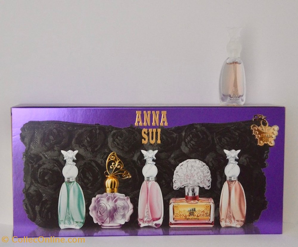 SUI Anna - Coffret miniatures Collection - Secret wish - Fairy dance parfums beaute sui anna coffret miniatures collection secret wish fairy dance