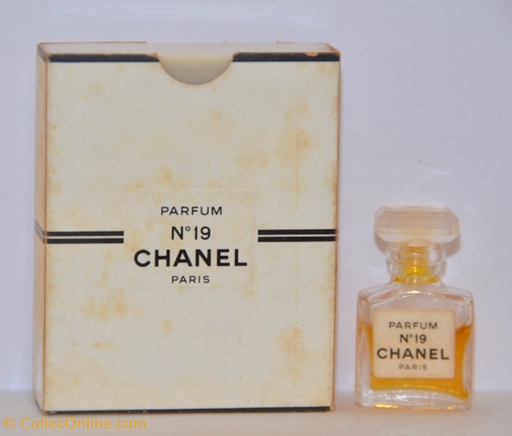 CHANEL Gabrielle - N° 19 parfums beaute miniatures chanel gabrielle n 19
