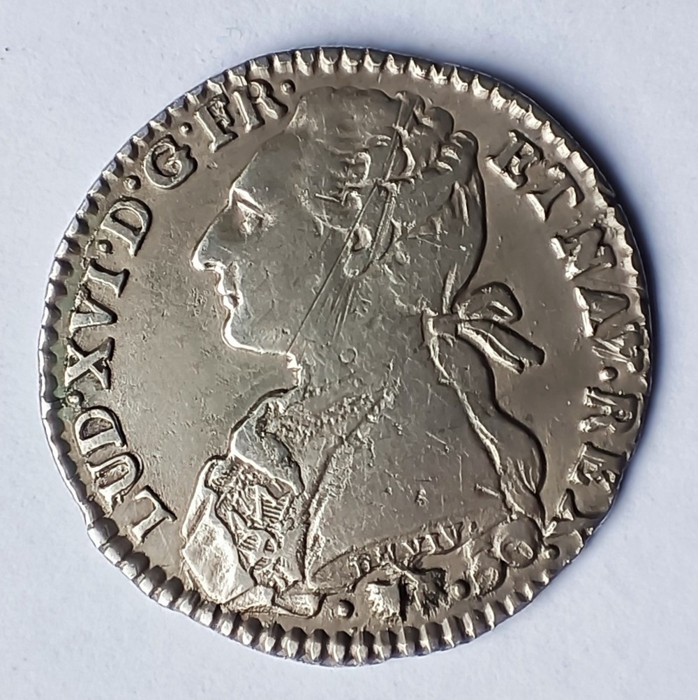 1/10 écu 1777 L buste du Louis d'or aux branches d'olivier monnaies europe medievale france royales 1 10 ecu 1777 l buste du louis or aux branches olivier