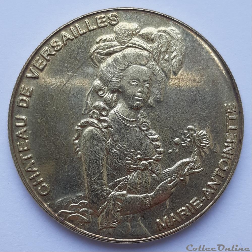 medaille chateau de versailles marie antoinette