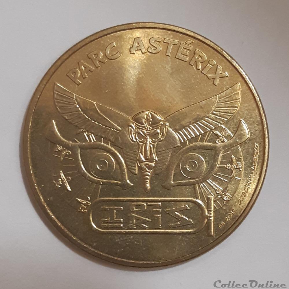 medaille parc asterix oziris