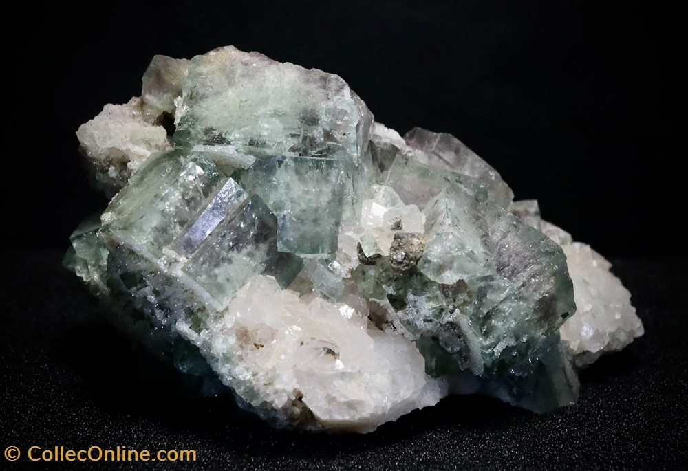 Fluorine (Angleterre) 2 mineraux meteorites fluorine angleterre