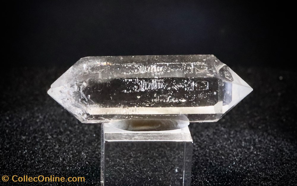 Quartz biterminé (Oignies, Pas de Calais) mineraux meteorites quartz bitermine oignies pas de calais