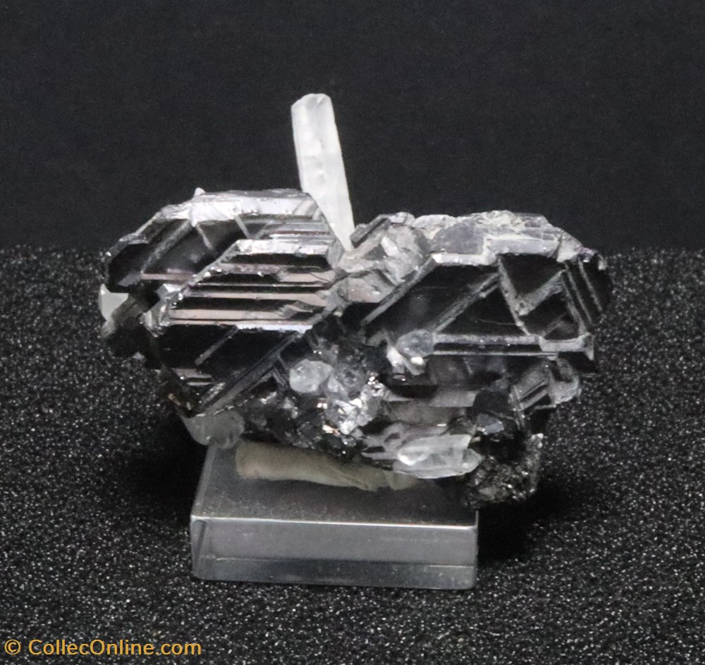 Galène lenticulaire "Mickey Mouse" (Dalnegorsk, Russie) 2 mineraux meteorites galene lenticulaire mickey mouse dalnegorsk russie