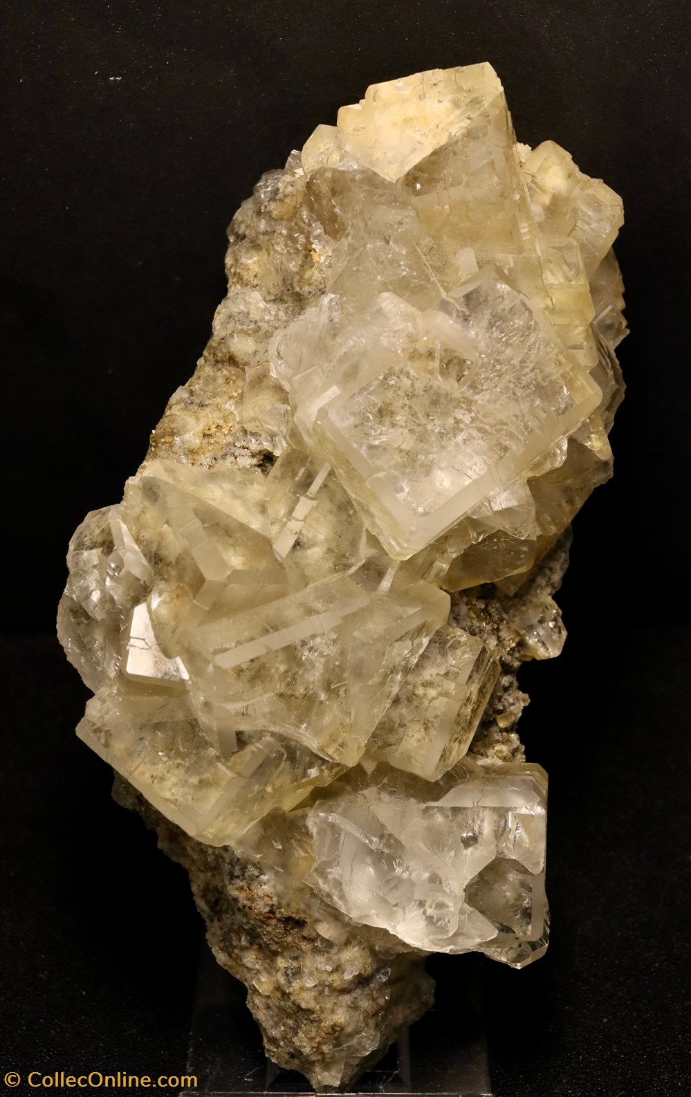 Fluorine (Dalnegorsk, Russie) 3 mineraux meteorites fluorine dalnegorsk russie