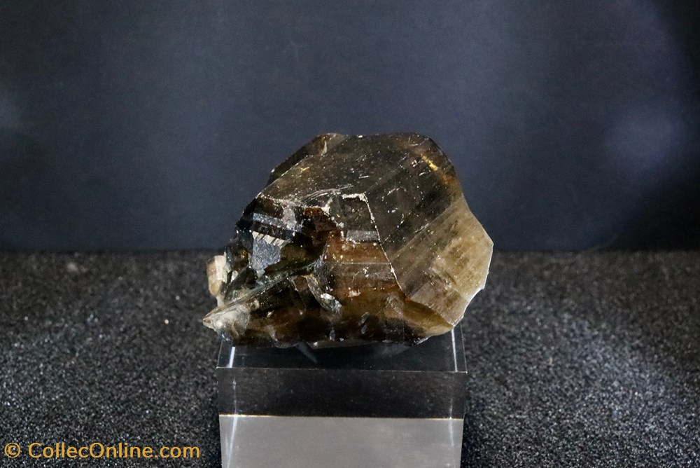 Cassitérite maclée (Bolivie) 4 mineraux meteorites cassiterite maclee bolivie