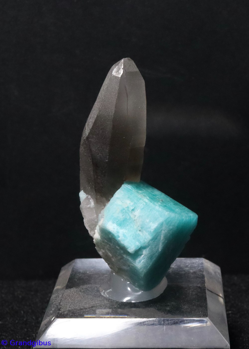 Amazonite et Quartz fumé (Colorado, USA) mineraux meteorites microcline amazonite et quartz fume colorado usa