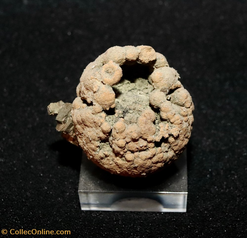 Sphérosidérite mineraux meteorites spherosiderite