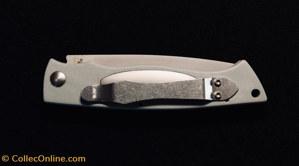 P60 - Automatique OTS Perceval (manche gris) 4 couteaux de poches p60 automatique ots perceval manche gris