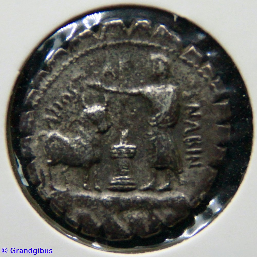 Postumia (81 av. JC) - Denier serratus monnaies antiques romaines imperiales et republicaines postumia 81 av jc denier serratus
