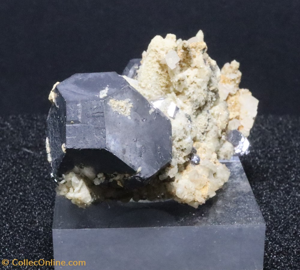 Galène (Dalnegorsk, Russie) 3 mineraux meteorites galene dalnegorsk russie