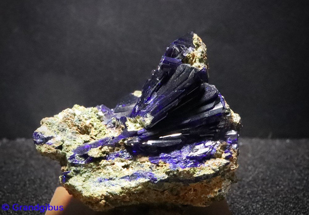Azurite (Maroc) mineraux meteorites azurite maroc