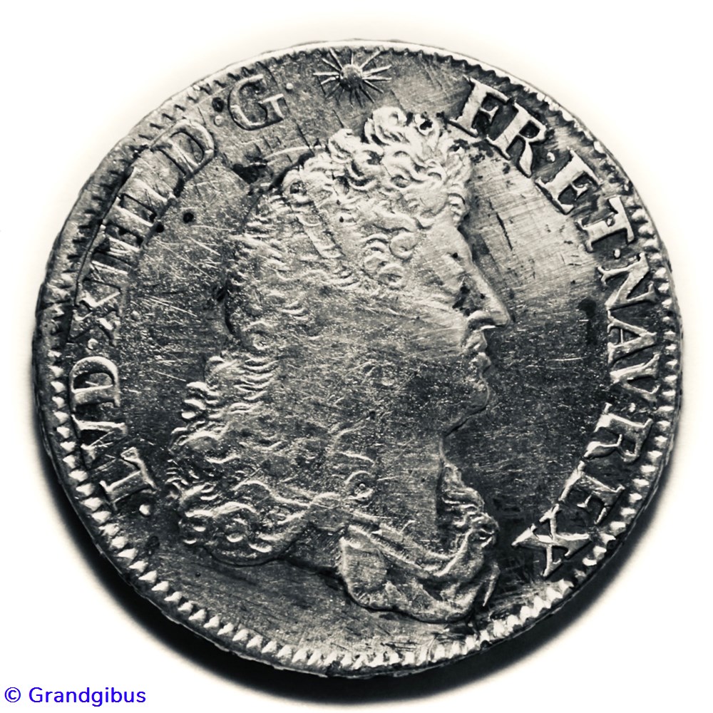 Demi-écu de Flandre 1686 L♔ 2 monnaies europe medievale france royales demi ecu de flandre 1686 l