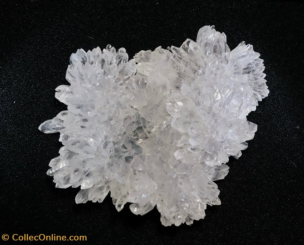 Fleur d'améthyste mineraux meteorites quartz fleur amethyste