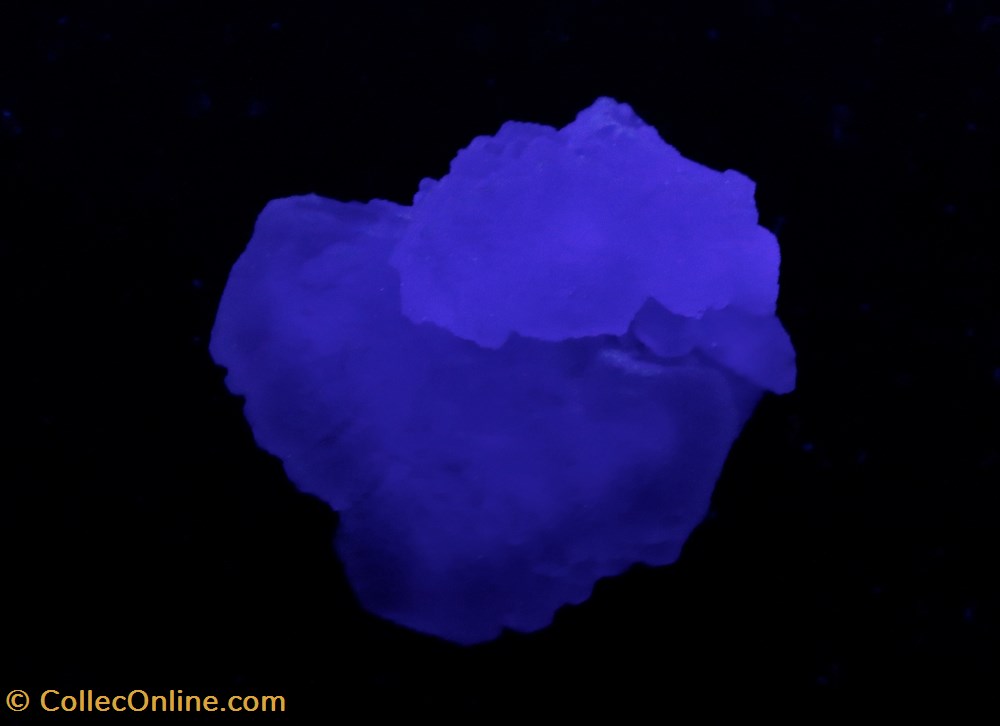 Fluorine "Valda" (Dalnegorsk, Russie) 2 mineraux meteorites fluorine valda dalnegorsk russie