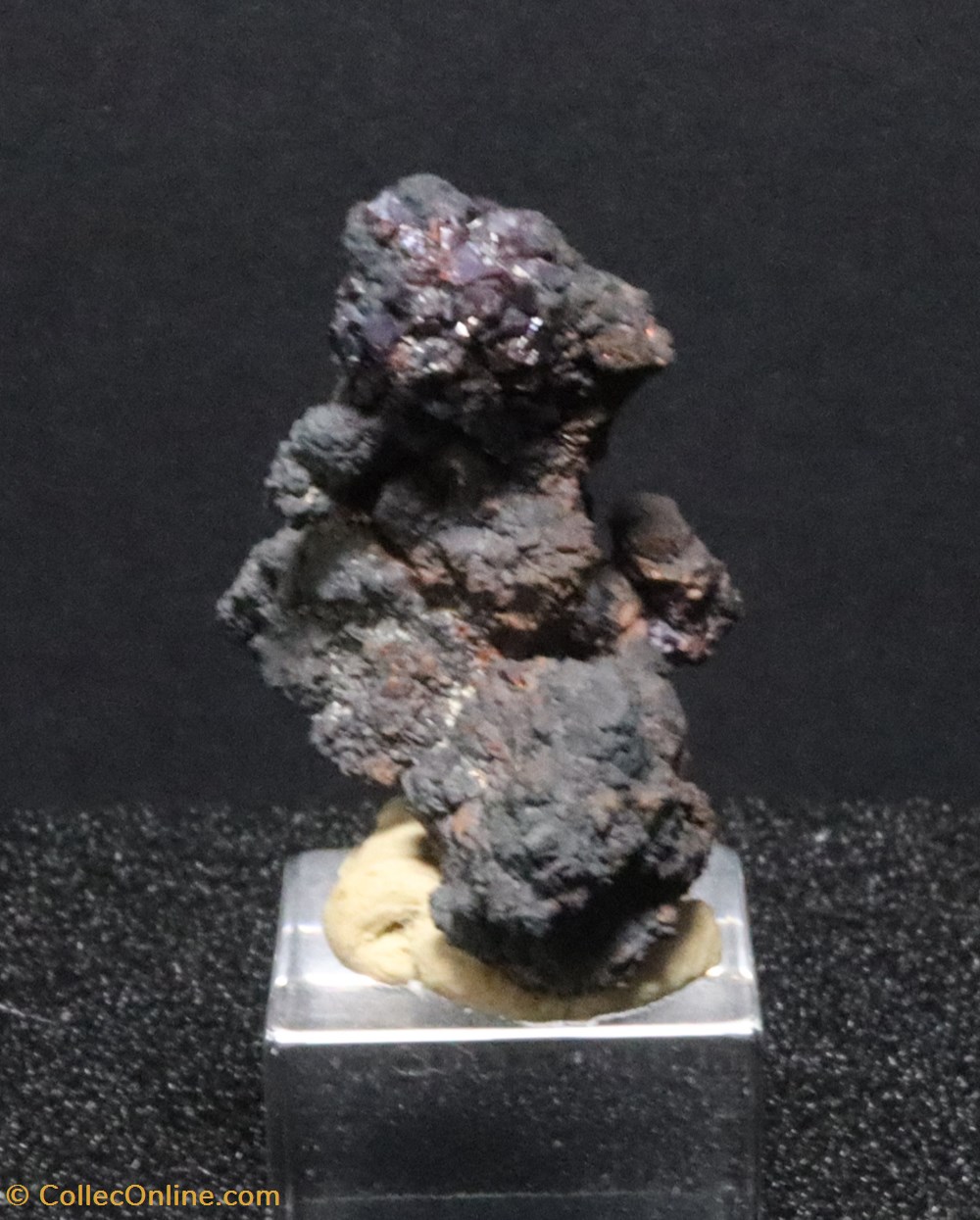 Cuivre natif (Kazakhstan) mineraux meteorites cuivre natif kazakhstan