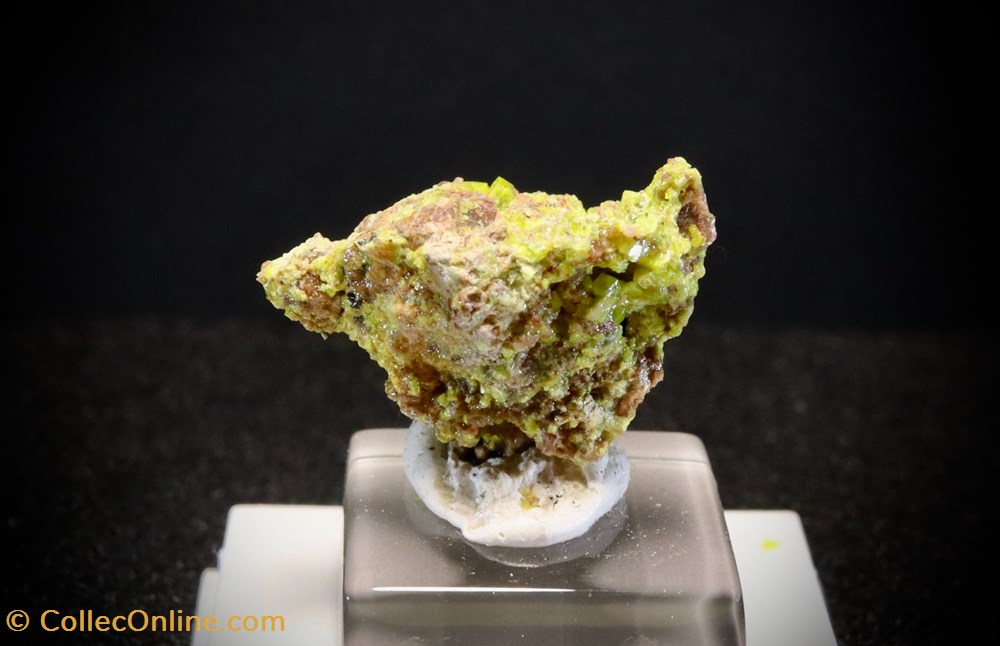 mineraux meteorites autunite portugal