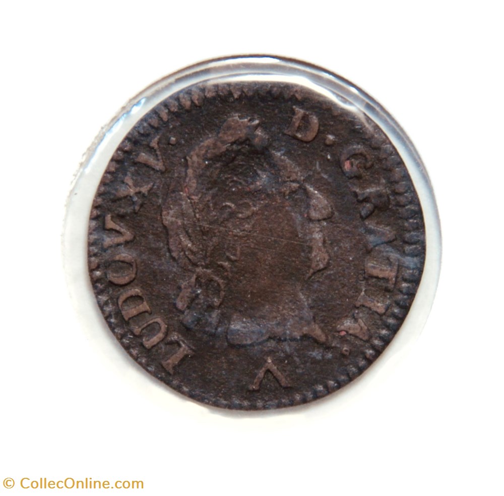 Louis XV 1774W Liard à la vieille tête monnaies europe medievale france royales louis xv 1774w liard a la vieille tete