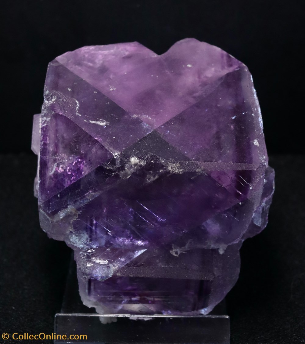 mineraux meteorites fluorine auvergne france